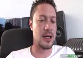 Царолина Агуирре йестко ртрахнтсл чувак на диване