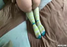 Красивая бритая вагина