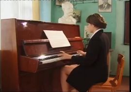 Русское ретро порно 90х Школьница1 секс с училкой
